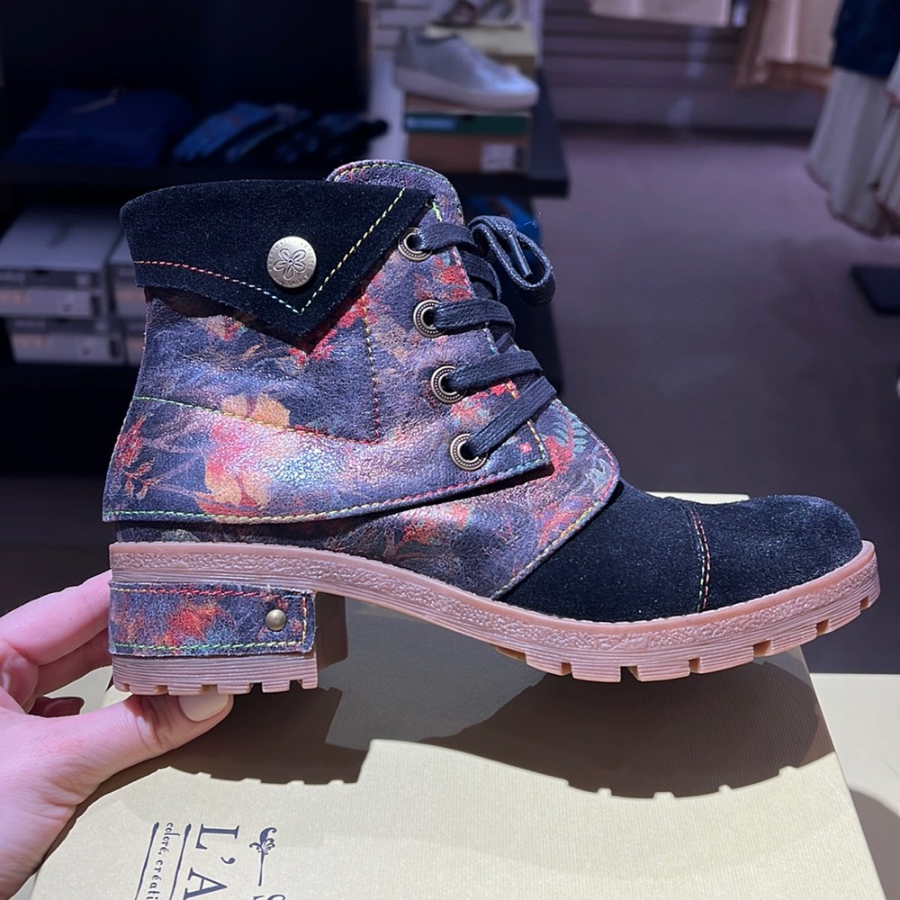 SpringStep Serena Suede boot